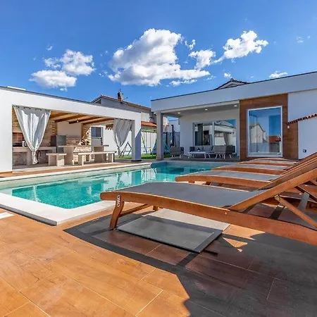 Villa Daria By Guide