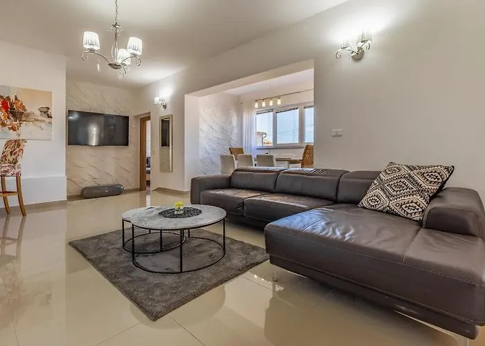 Villa Daria By Guide Galizana